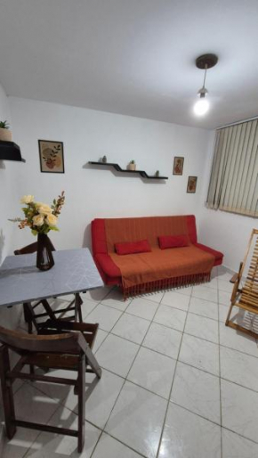 Apartamento no Recreio dos Bandeirantes próximo a praia no Posto 12